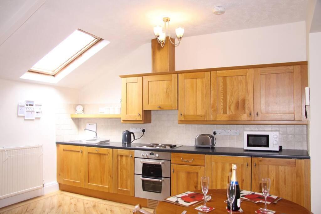 Swirl How, Winter Deal Offered On 3 Nights Or More Nov-Mar Уиндермир Экстерьер фото